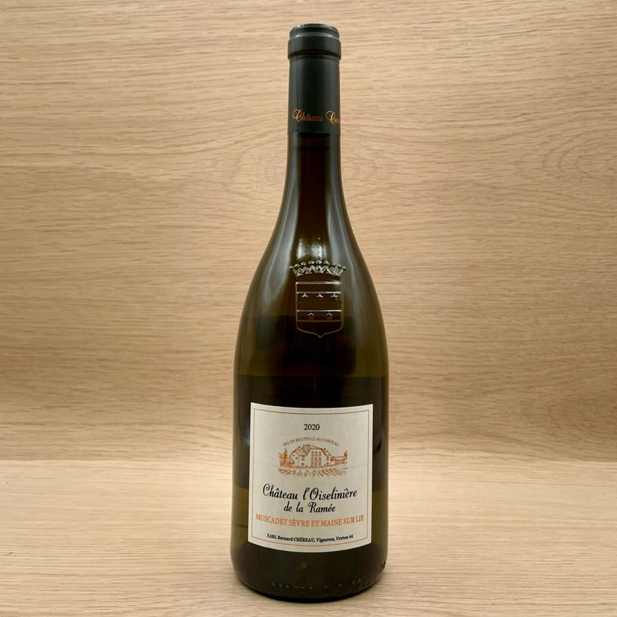 Château l'Oiselinière, Muscadet Sèvre-et-Maine, France, Melon de Bourgogne, 2020